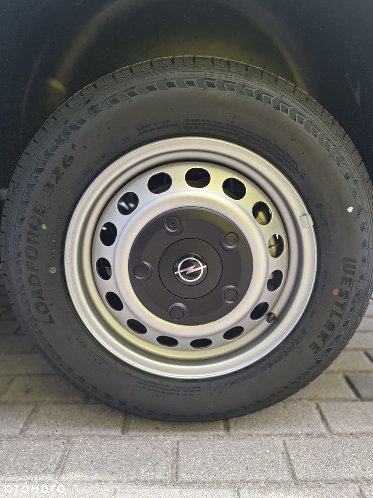 Opel Vivaro - 23