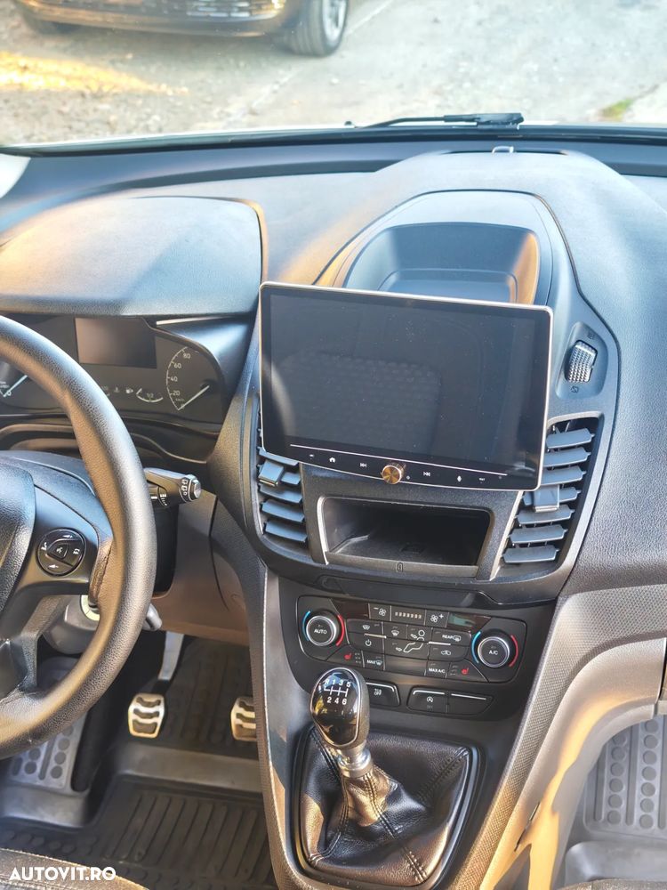 Ford Transit connect - 13