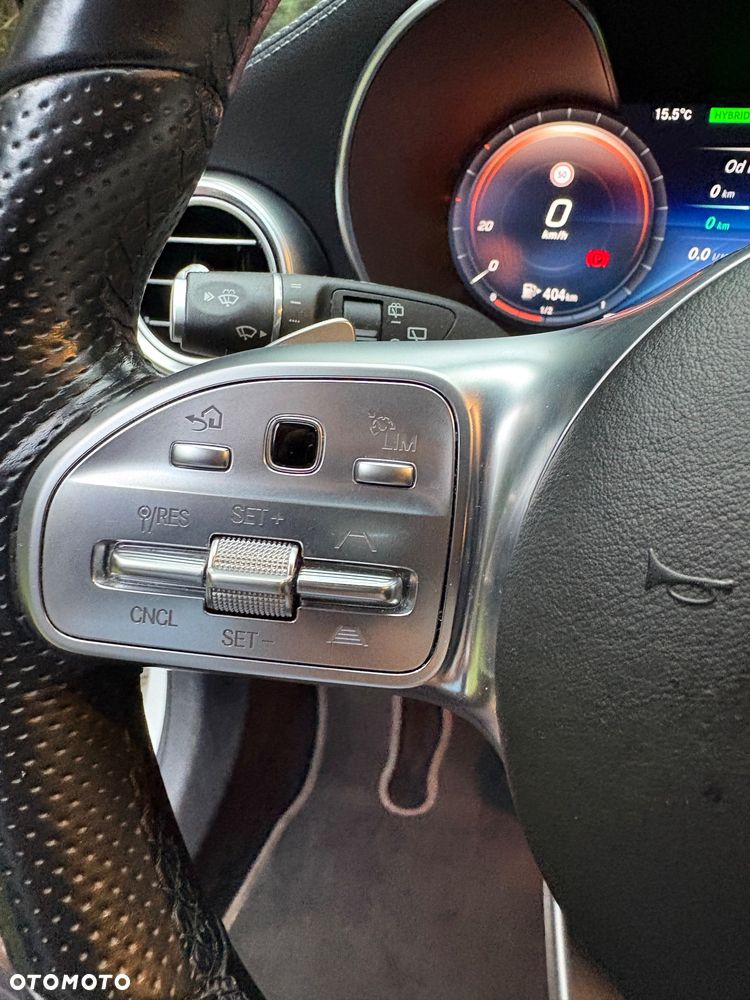Mercedes-Benz Klasa C 300 de 9G-TRONIC - 30