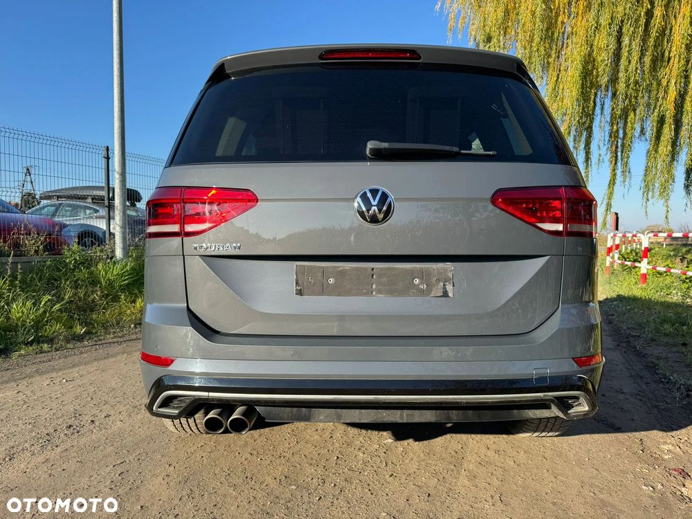 Volkswagen Touran - 8