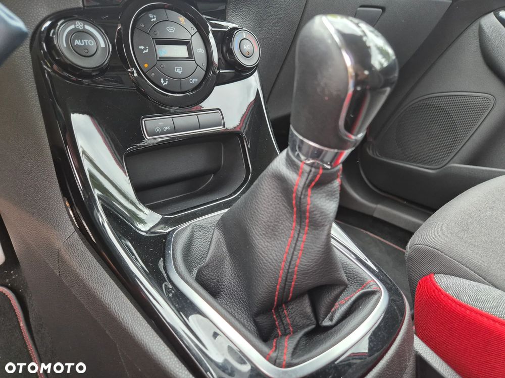 Ford Fiesta 1.0 EcoBoost STart-Stop Sport - 22