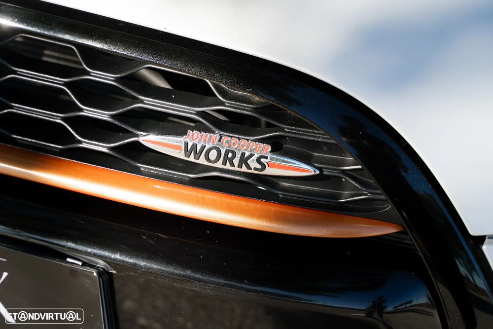 MINI 3 Portas John Cooper Works Auto Desportiva - 13