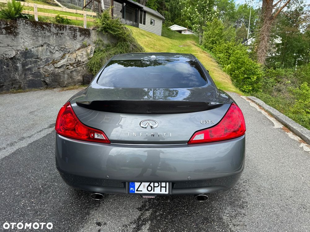 Infiniti G G37 - 6