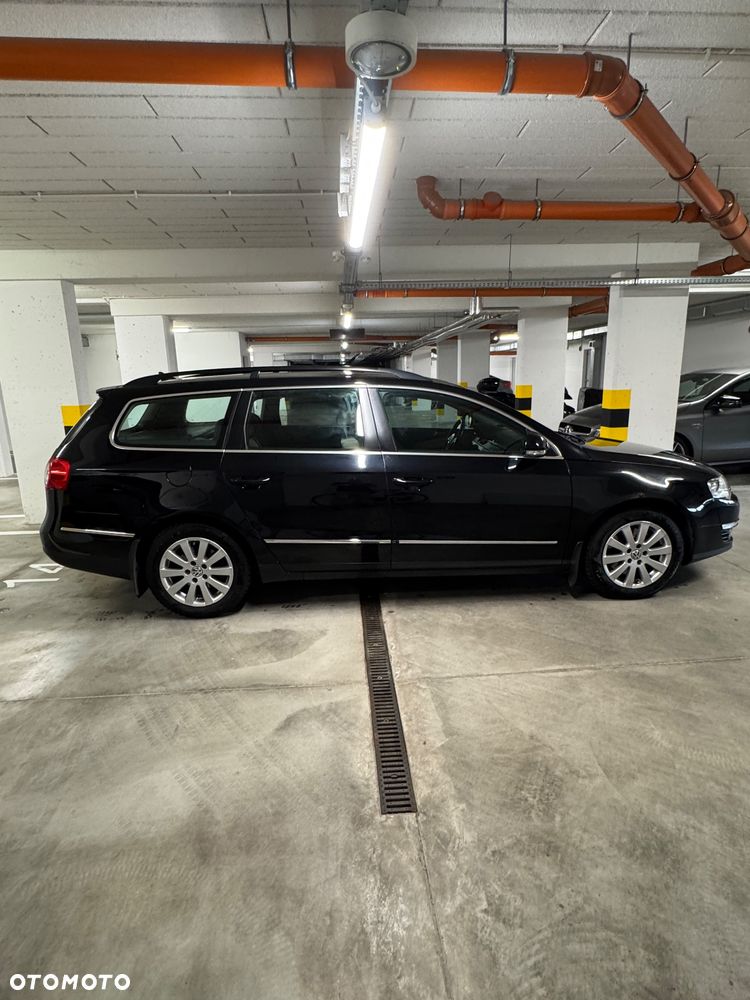 Volkswagen Passat 2.0 TDI DPF Comfortline - 29
