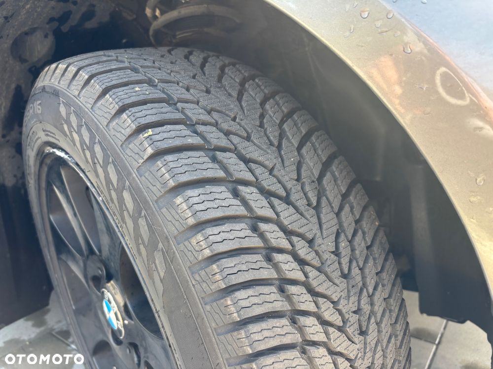 BMW Seria 3 320d xDrive DPF Touring Edition Fleet - 7