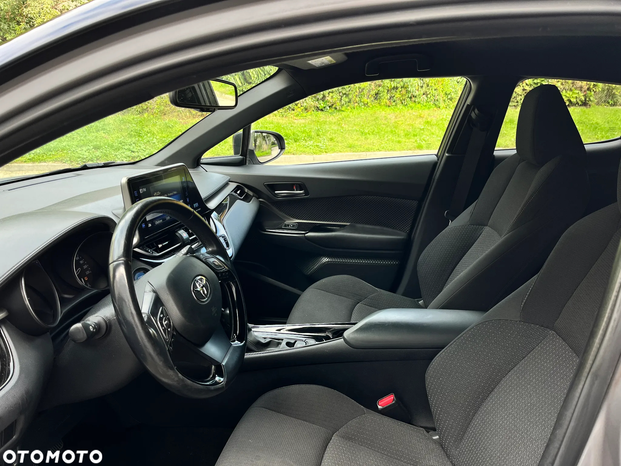 Toyota C-HR 1.8 Hybrid GPF Executive - 9