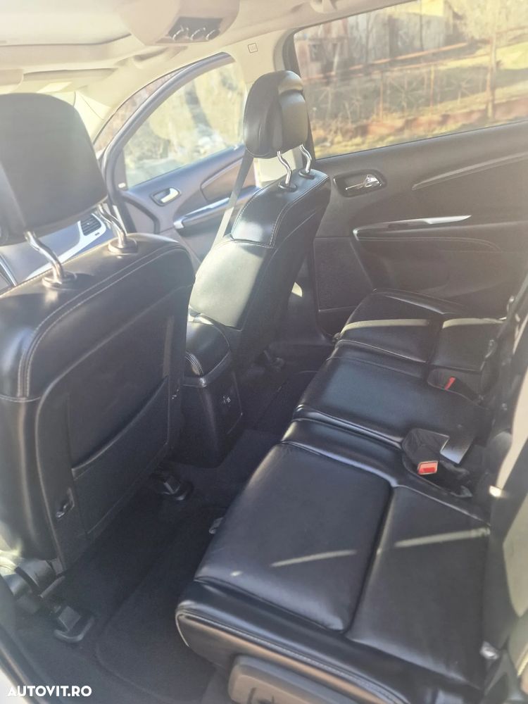 Fiat Freemont 2.0 Mjet AT AWD Lounge - 17