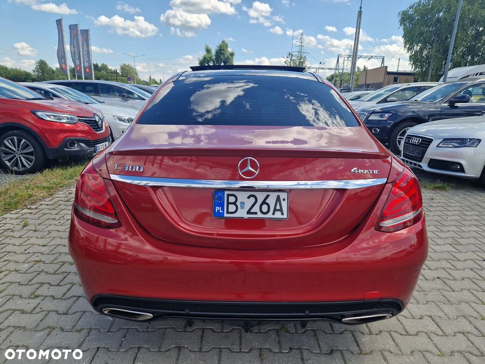 Mercedes-Benz Klasa C 300 T 9G-TRONIC AMG Line - 7