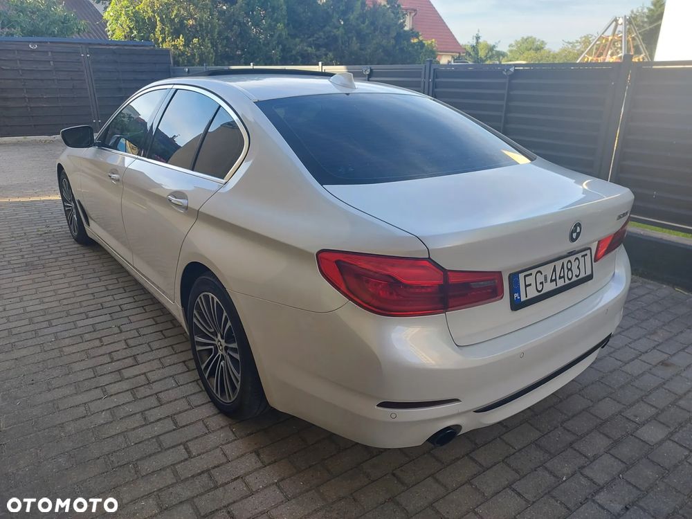 BMW Seria 5 530i GPF Sport Line sport - 24