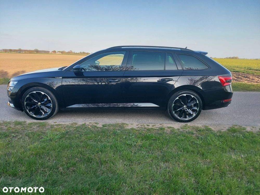 Skoda Superb 2.0 TDI DSG Sportline - 7