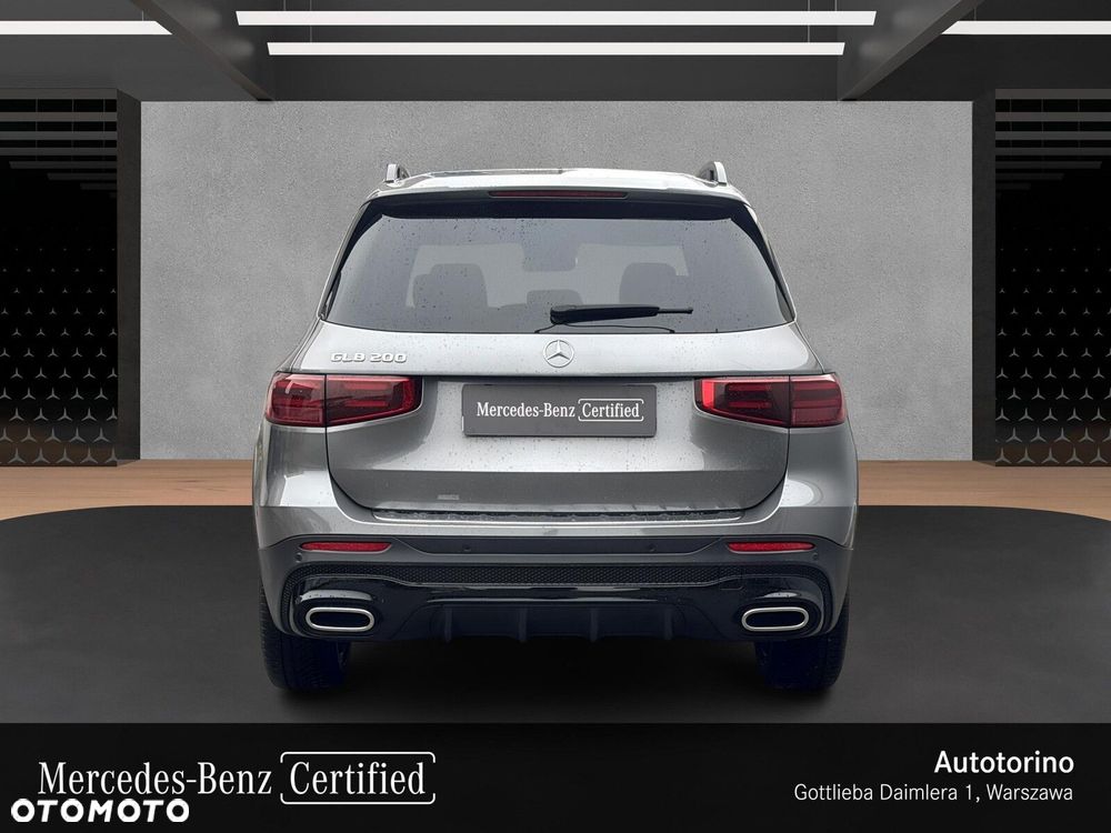 Mercedes-Benz GLB - 4