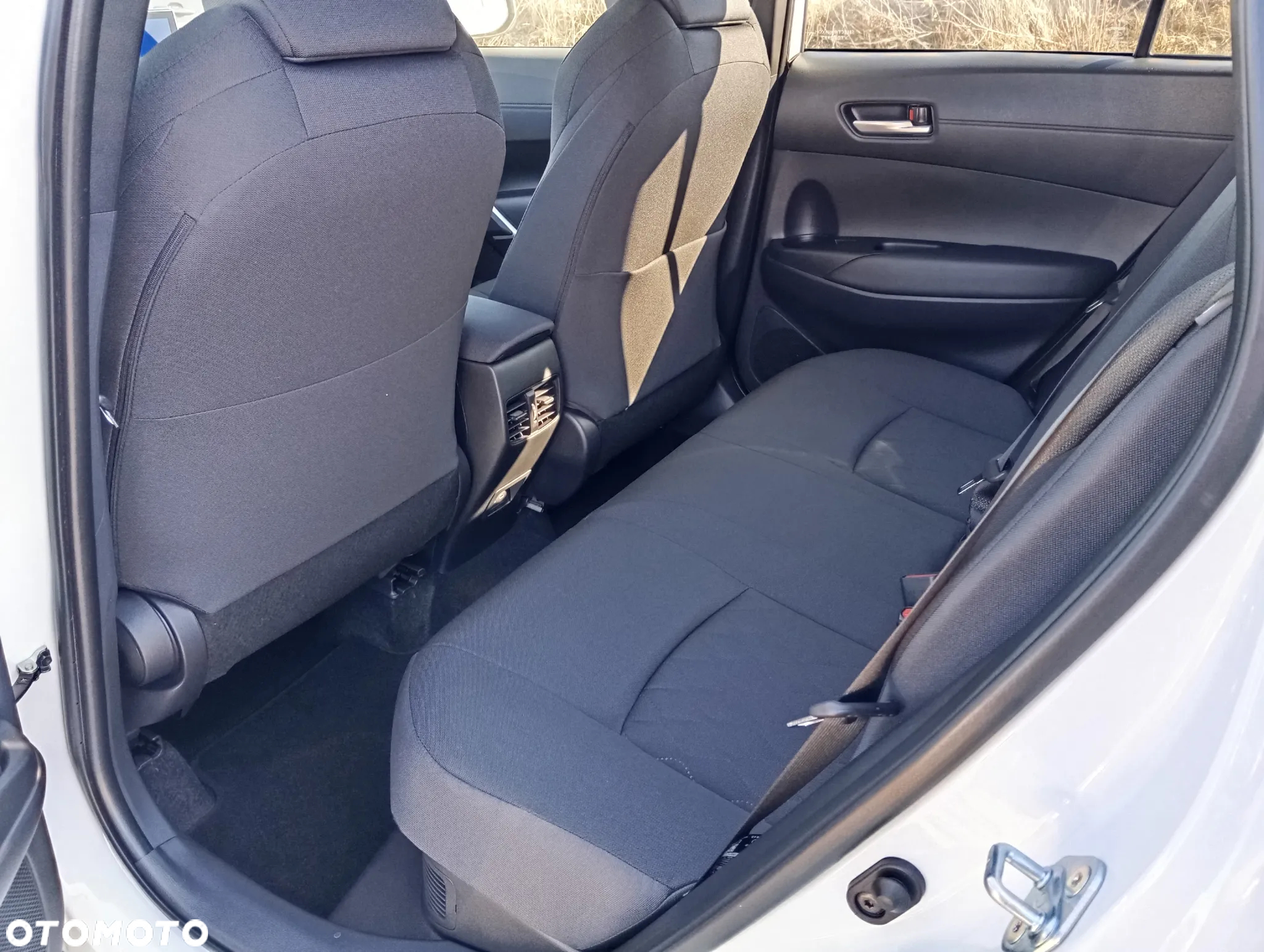 Toyota Corolla Cross 2.0 Hybrid Style - 12