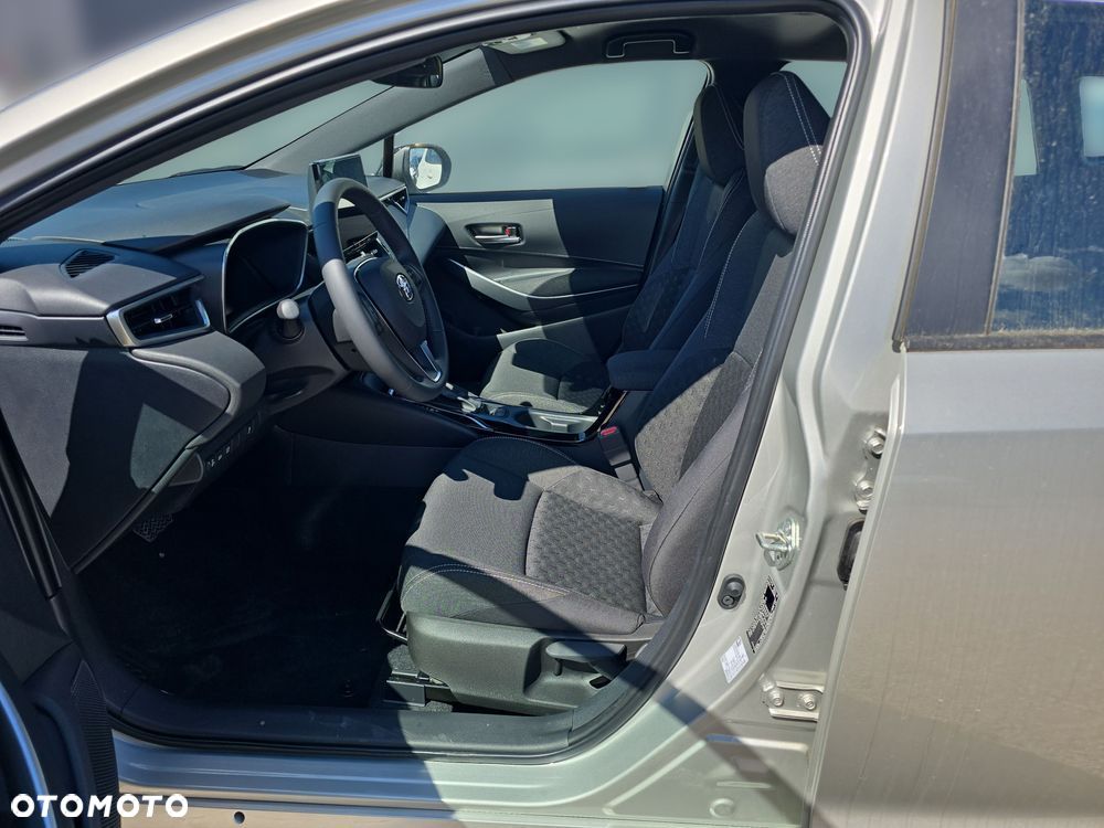 Toyota Corolla 1.8 Hybrid Comfort - 13