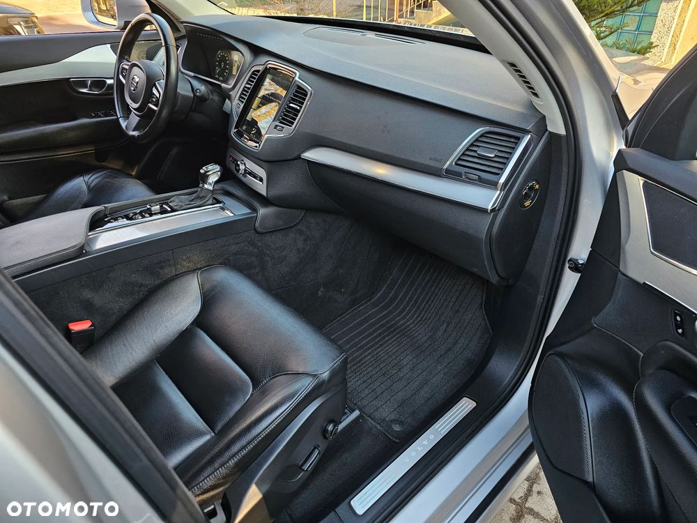 Volvo XC 90 D5 AWD Geartronic Kinetic - 14