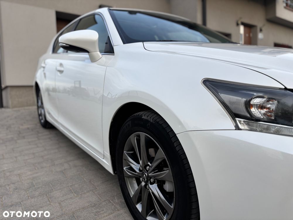 Lexus CT Dynamic Line - 18