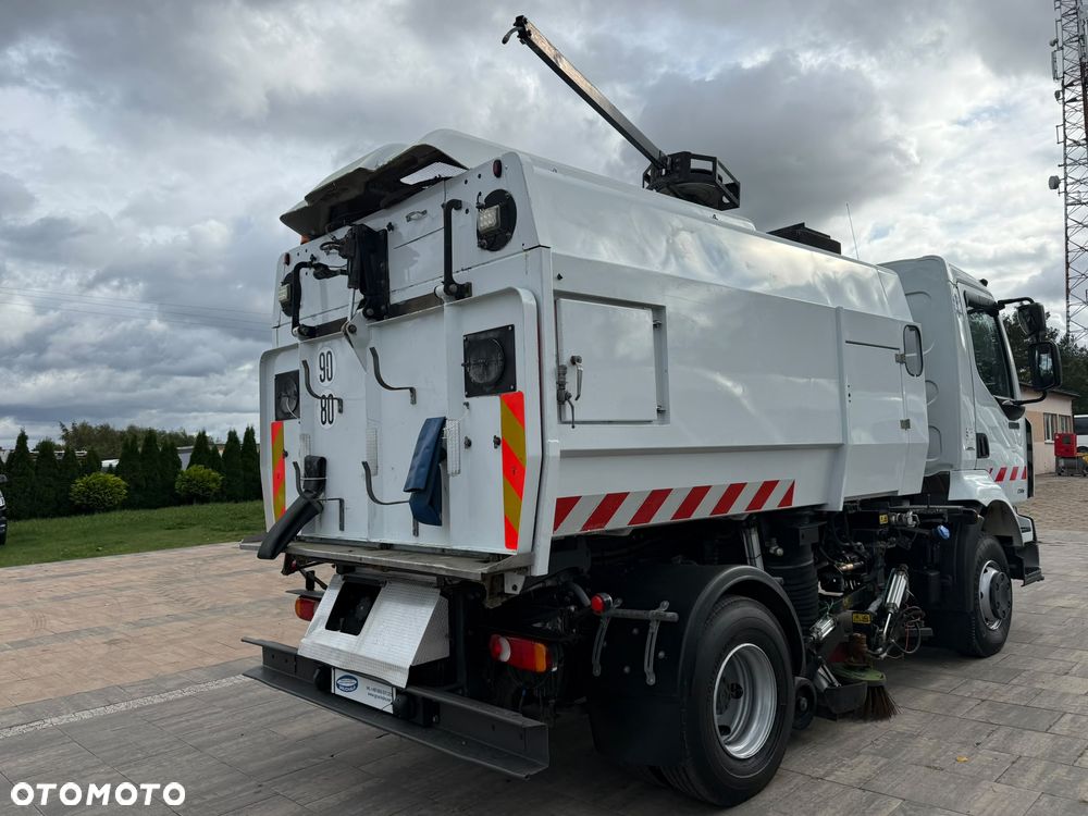 Renault Midlum 220 DXI - 5