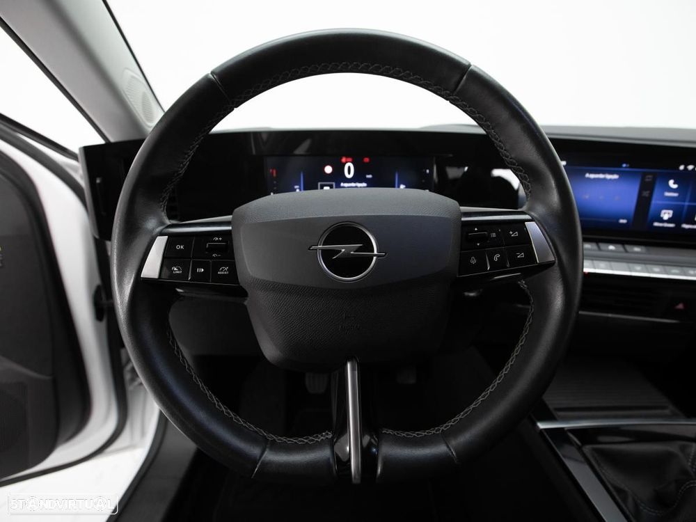 Opel Astra 1.5 D Business — fotografia 14
