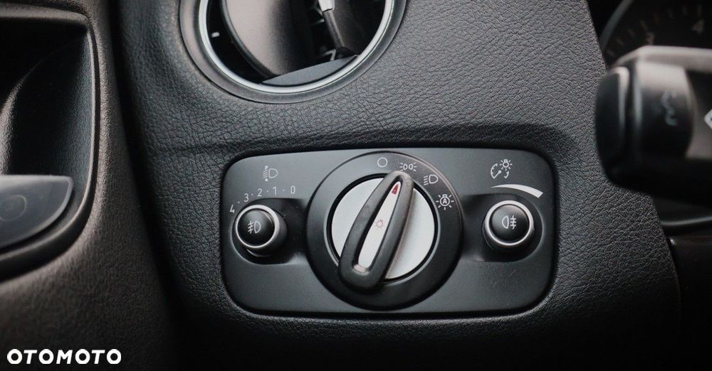 Ford Mondeo 2.0 EcoBoost Titanium - 23