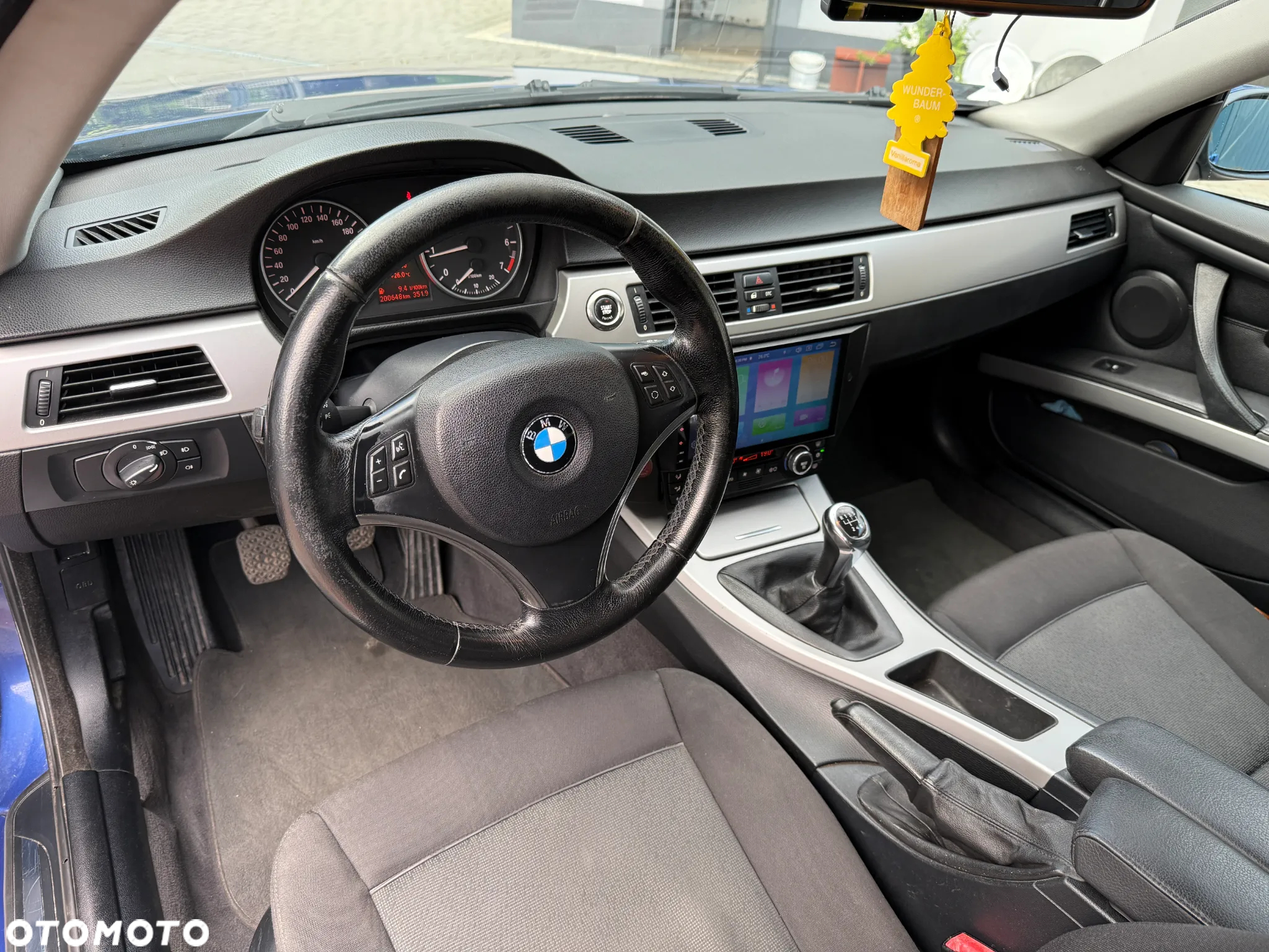 BMW Seria 3 320i Coupe - 16