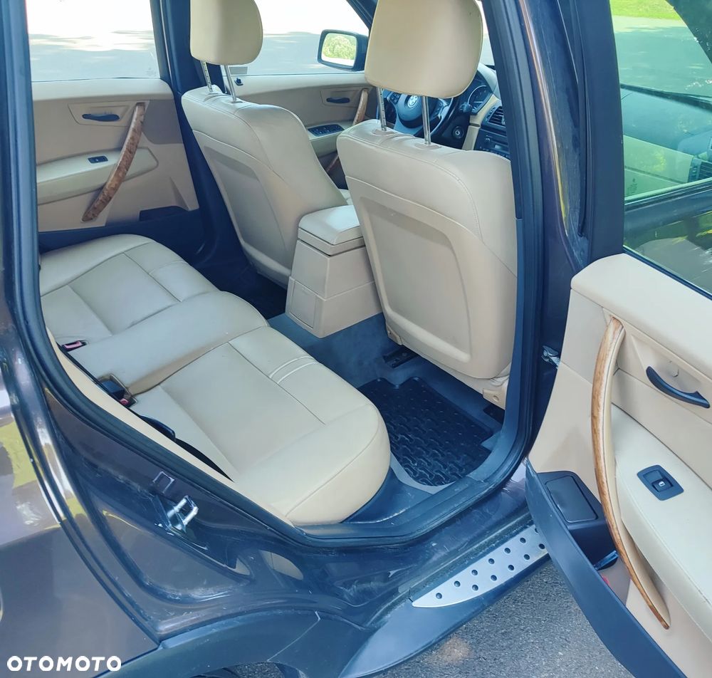 BMW X3 - 32