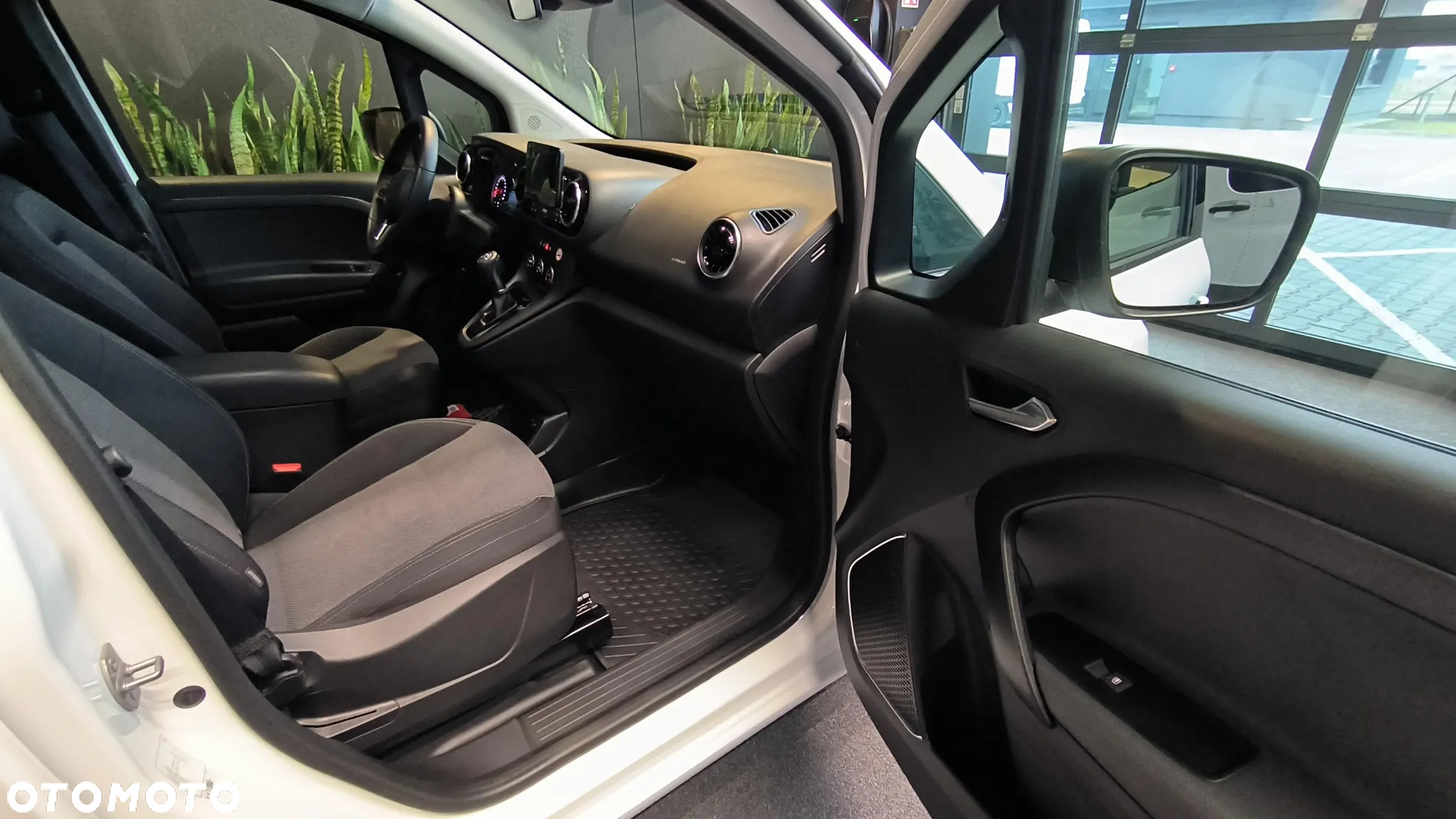 Mercedes-Benz Citan - 10