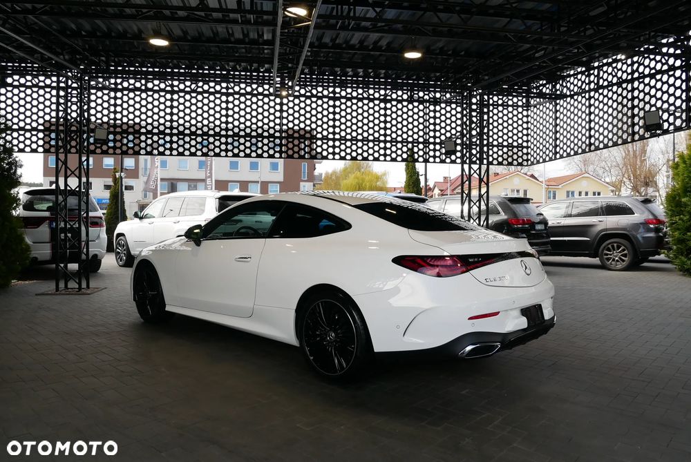 Mercedes-Benz CLE - 4