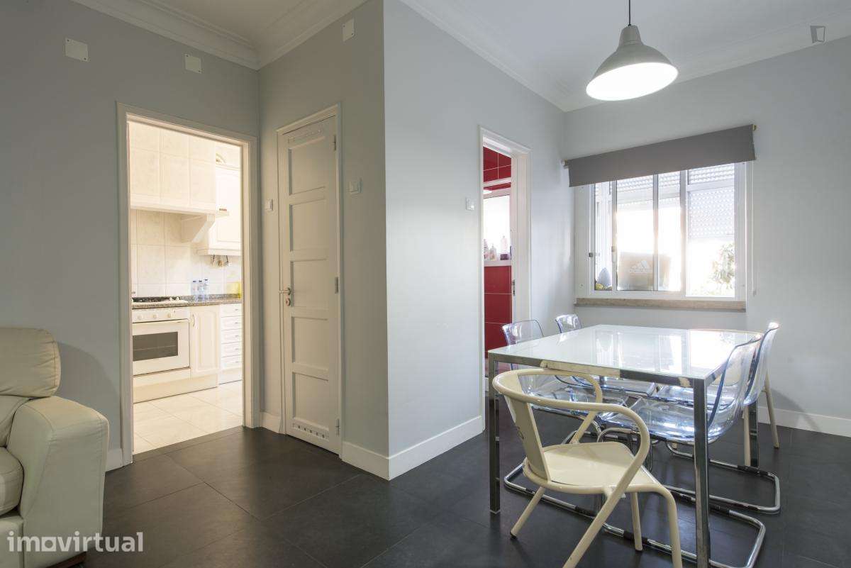 Quarto - localizado em Alvalade Lisbon - Grande imagem: 4/18