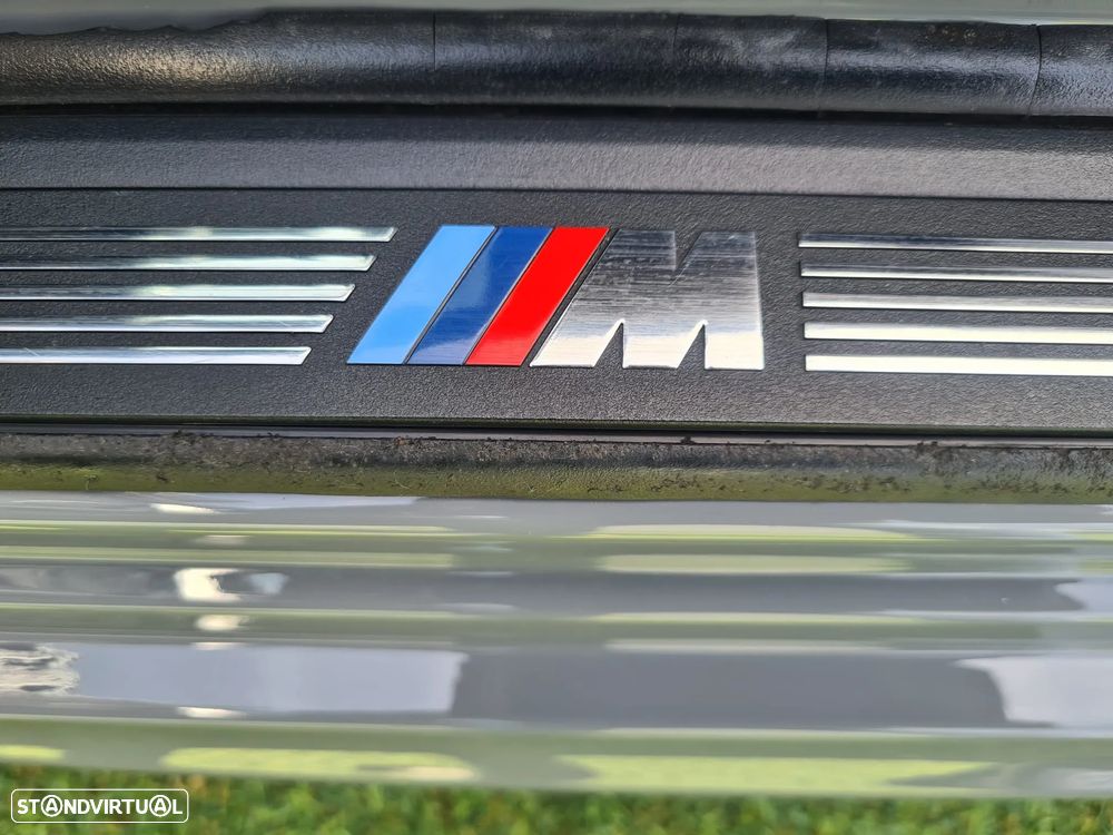 BMW 120 d Limited Edition Lifestyle c/ M Sport Pack - 8