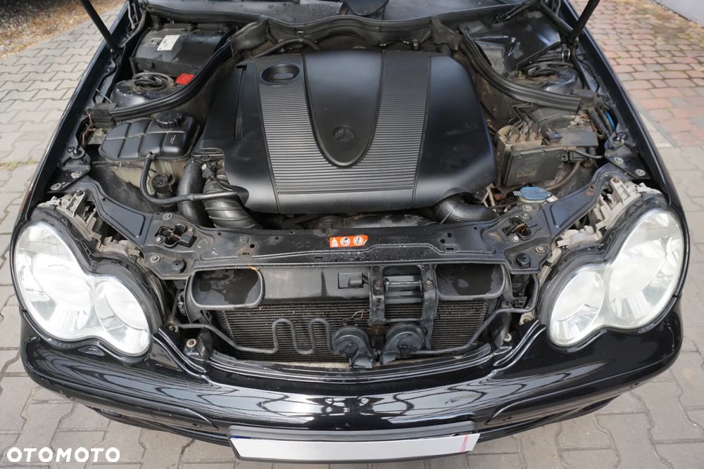 Mercedes-Benz Klasa C 200 CDI Elegance - 20