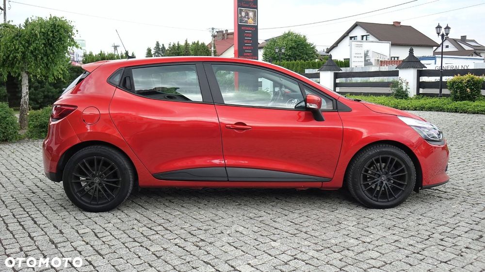 Renault Clio - 15