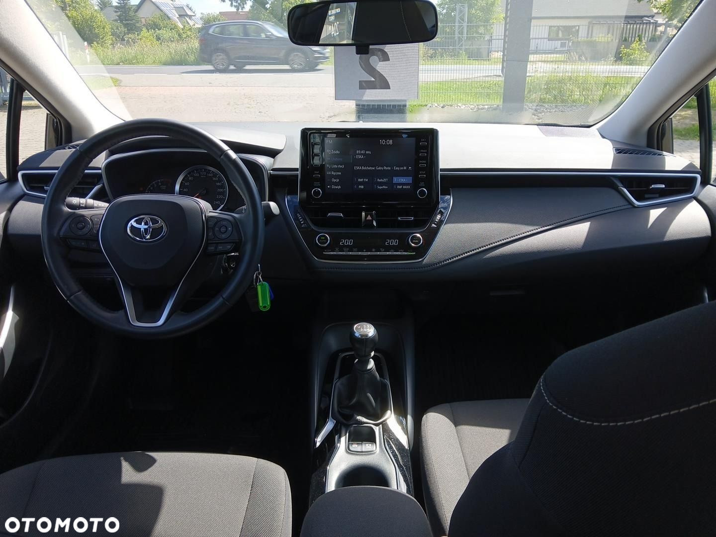 Toyota Corolla - 25