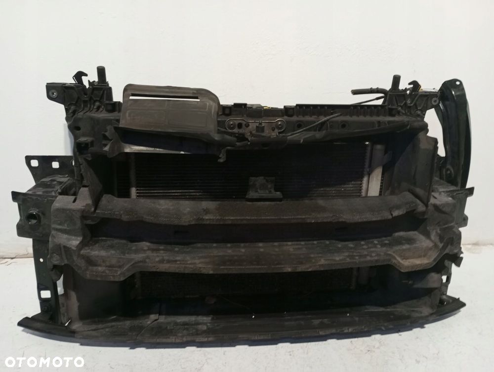 Pas przedni chłodnice SKODA SCALA 1,0TSI - 1