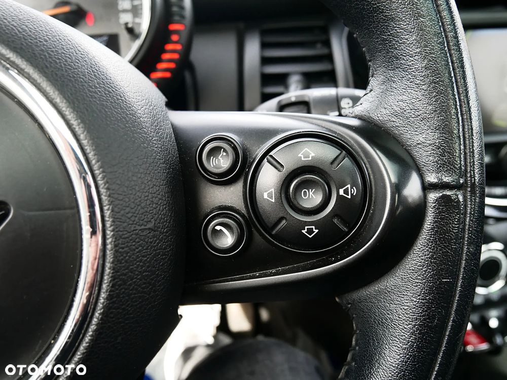 MINI ONE - 10