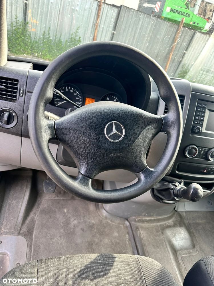 Mercedes-Benz Sprinter - 3