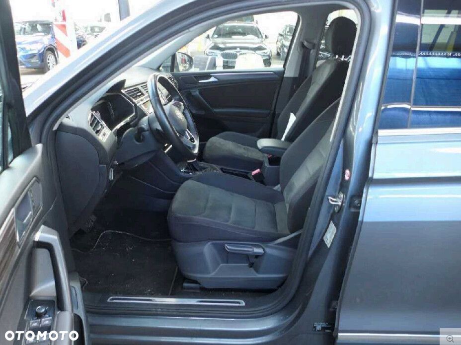 Volkswagen Tiguan Allspace 2.0 TDI 4Mot Elegance DSG - 4