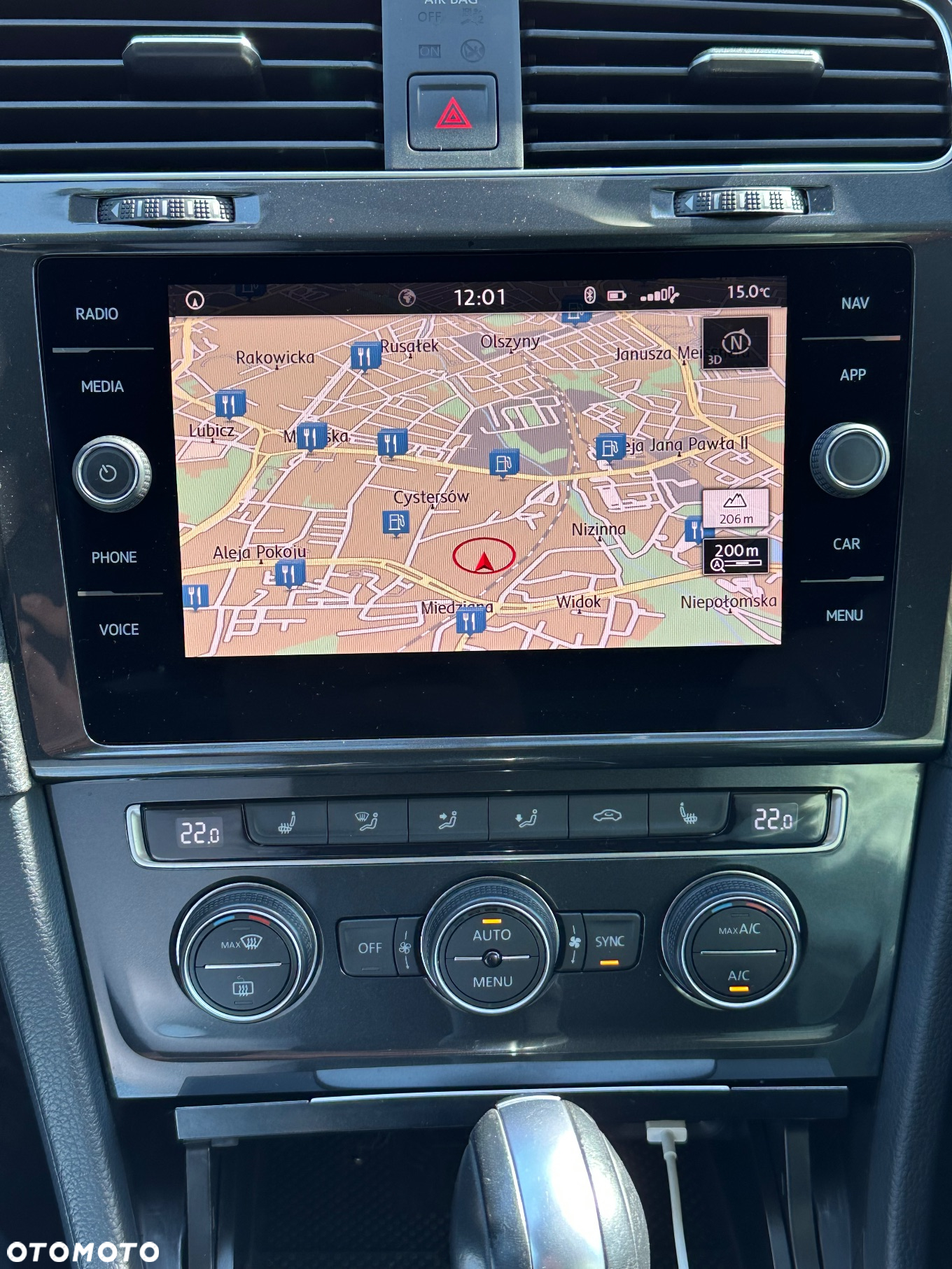 Volkswagen Golf 2.0 TDI BlueMotion Technology DSG Comfortline - 14