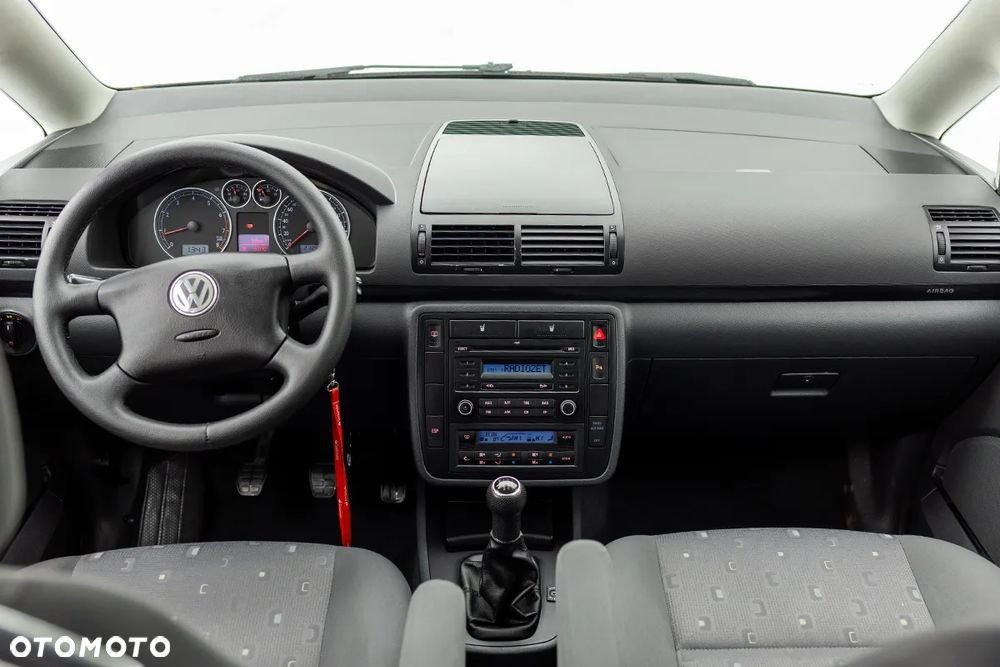 Volkswagen Sharan 1.8 5V Turbo Comfortline - 27