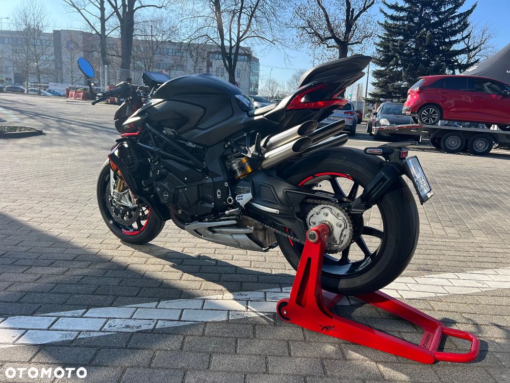 MV AGUSTA Brutale - 5