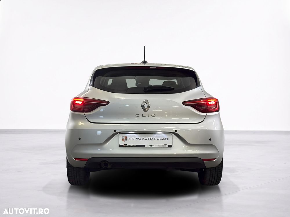 Renault Clio - 5