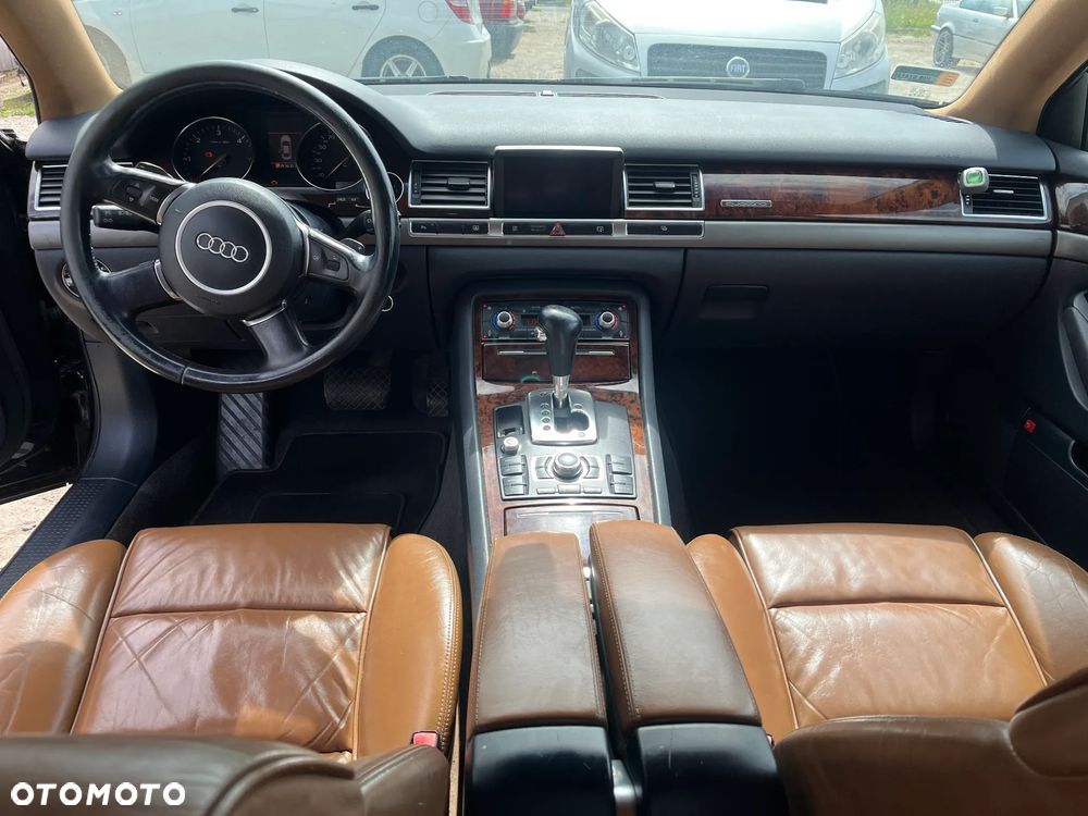 Audi A8 - 17