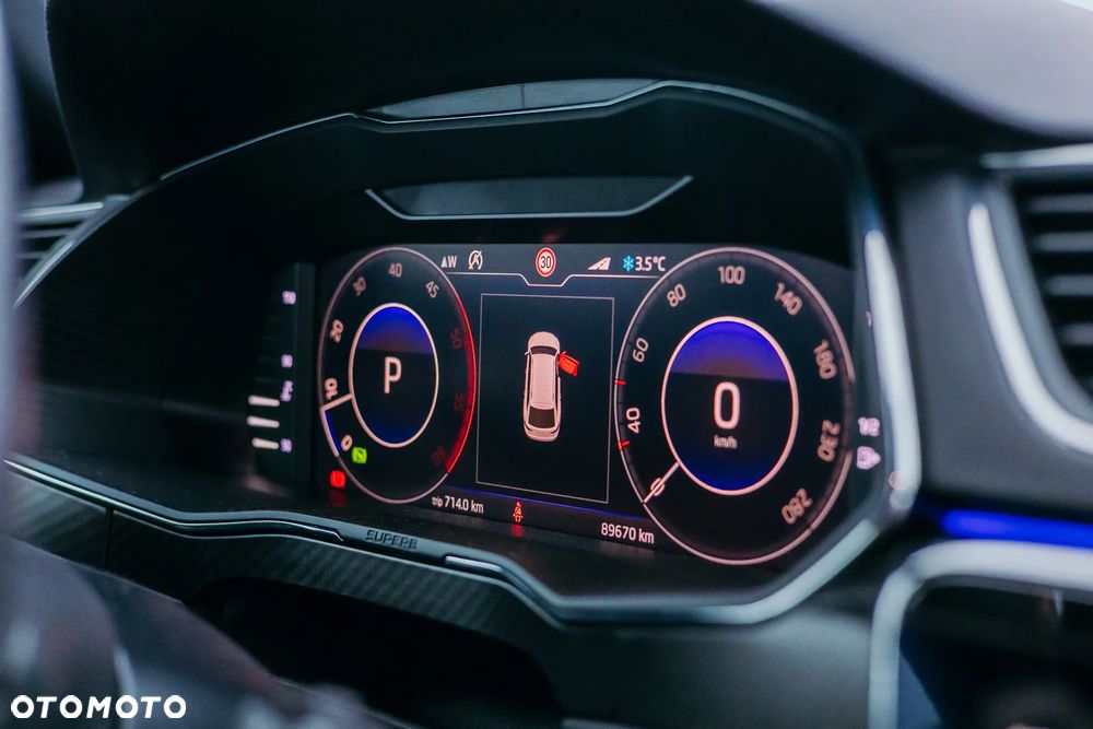 Skoda Superb 2.0 TDI 4x4 Sportline DSG - 13