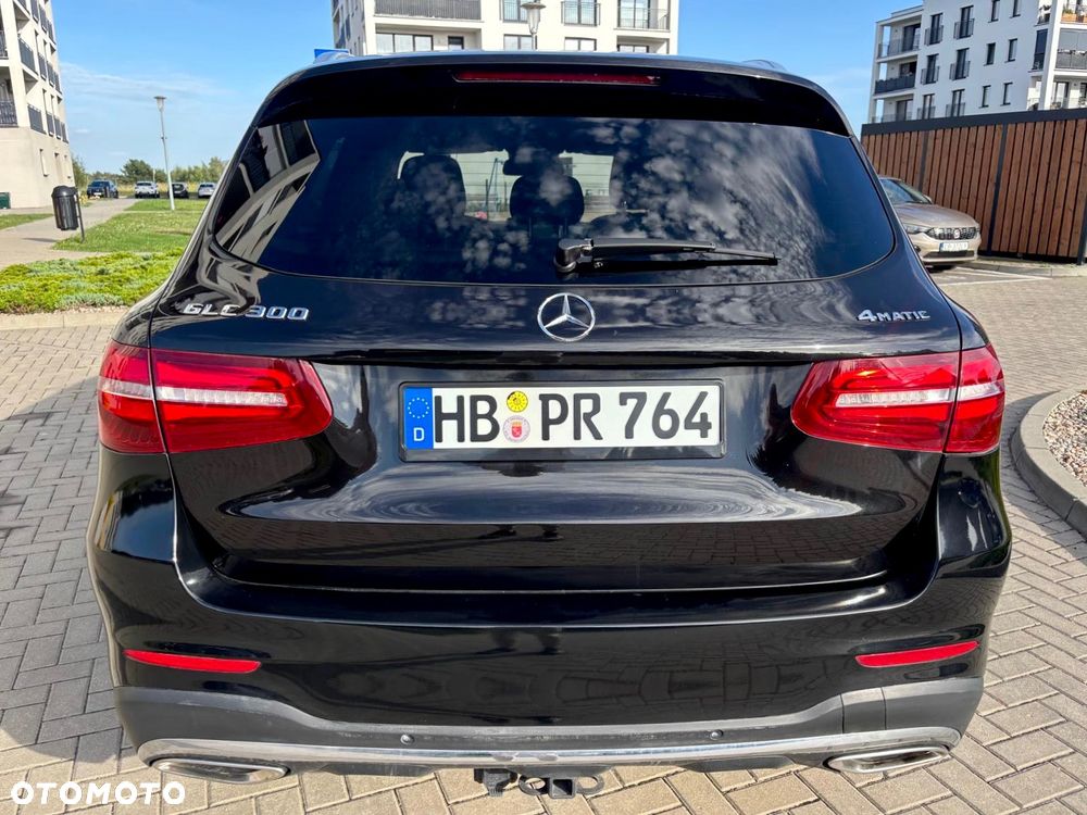 Mercedes-Benz GLC 300 4Matic 9G-TRONIC - 12