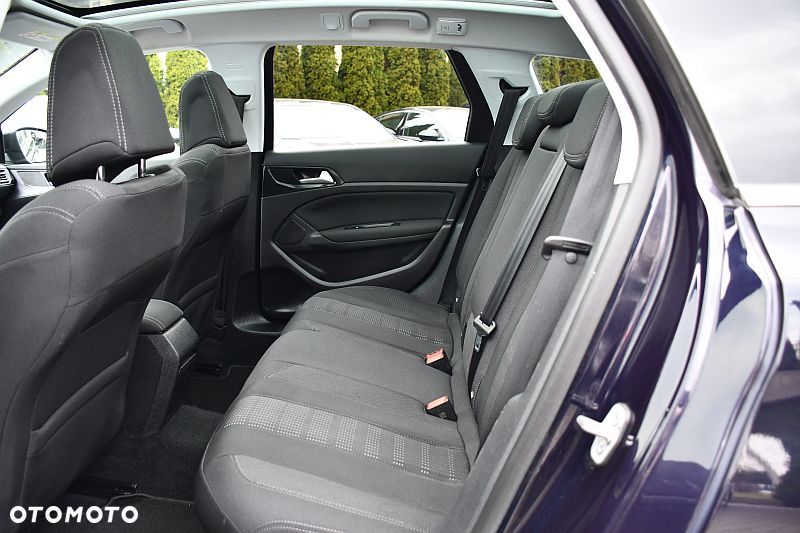 Peugeot 308 BlueHDi FAP 120 EAT6 Stop & Start Allure - 21