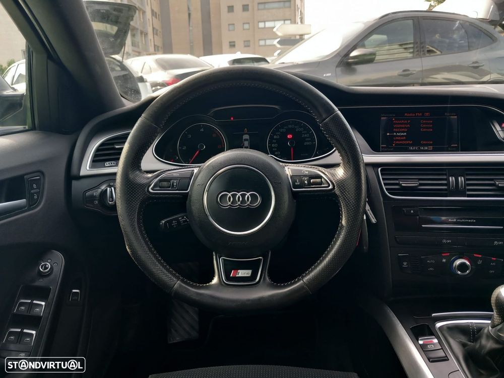 Audi A4 2.0 TDI S-line - 14