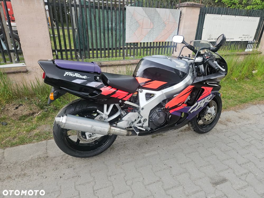 Honda CBR - 2