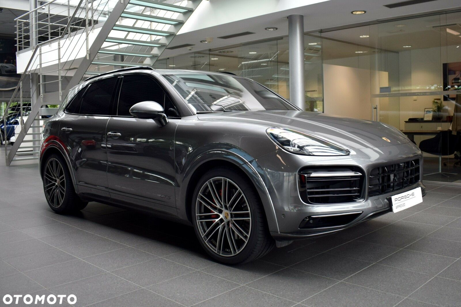Porsche Cayenne GTS - 2