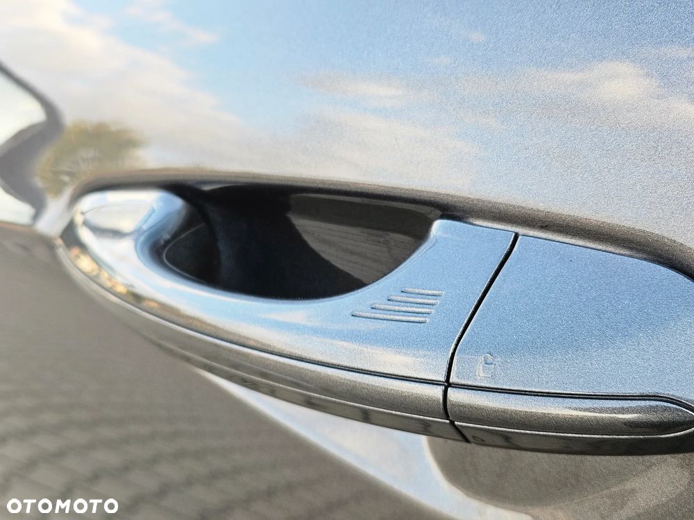 Ford Mondeo 2.0 EcoBlue Titanium - 29
