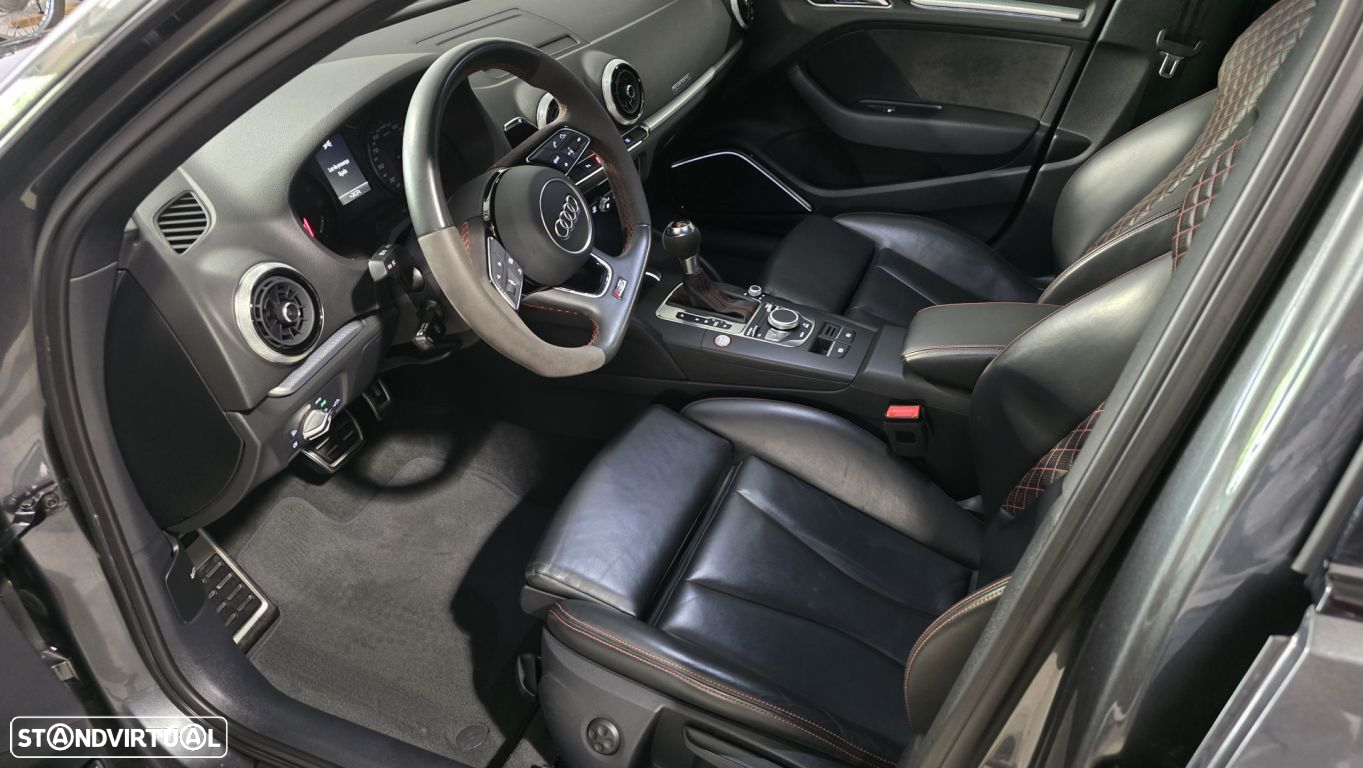 Audi RS3 Sportback 2.5 TFSI quattro S tronic - 41
