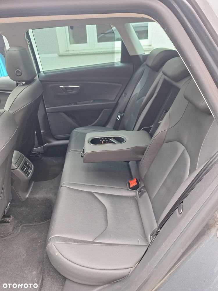 Seat Leon 2.0 TDI DPF Start&Stop DSG XCELLENCE - 34