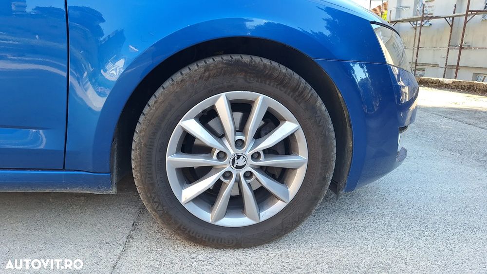 Skoda Octavia 2.0 TDI DSG Style - 9